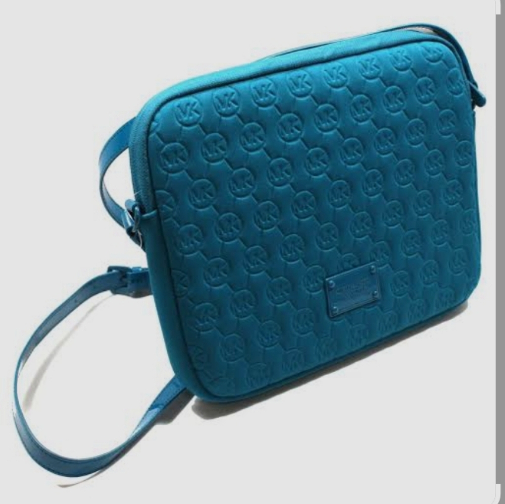 Michael Kors Mono Embossed Neoprene I-Pad Crossbody Purse Bag NWOT
